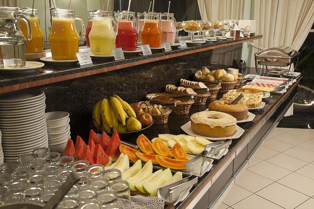 Max Plaza Hotel Marília Kültér fotó