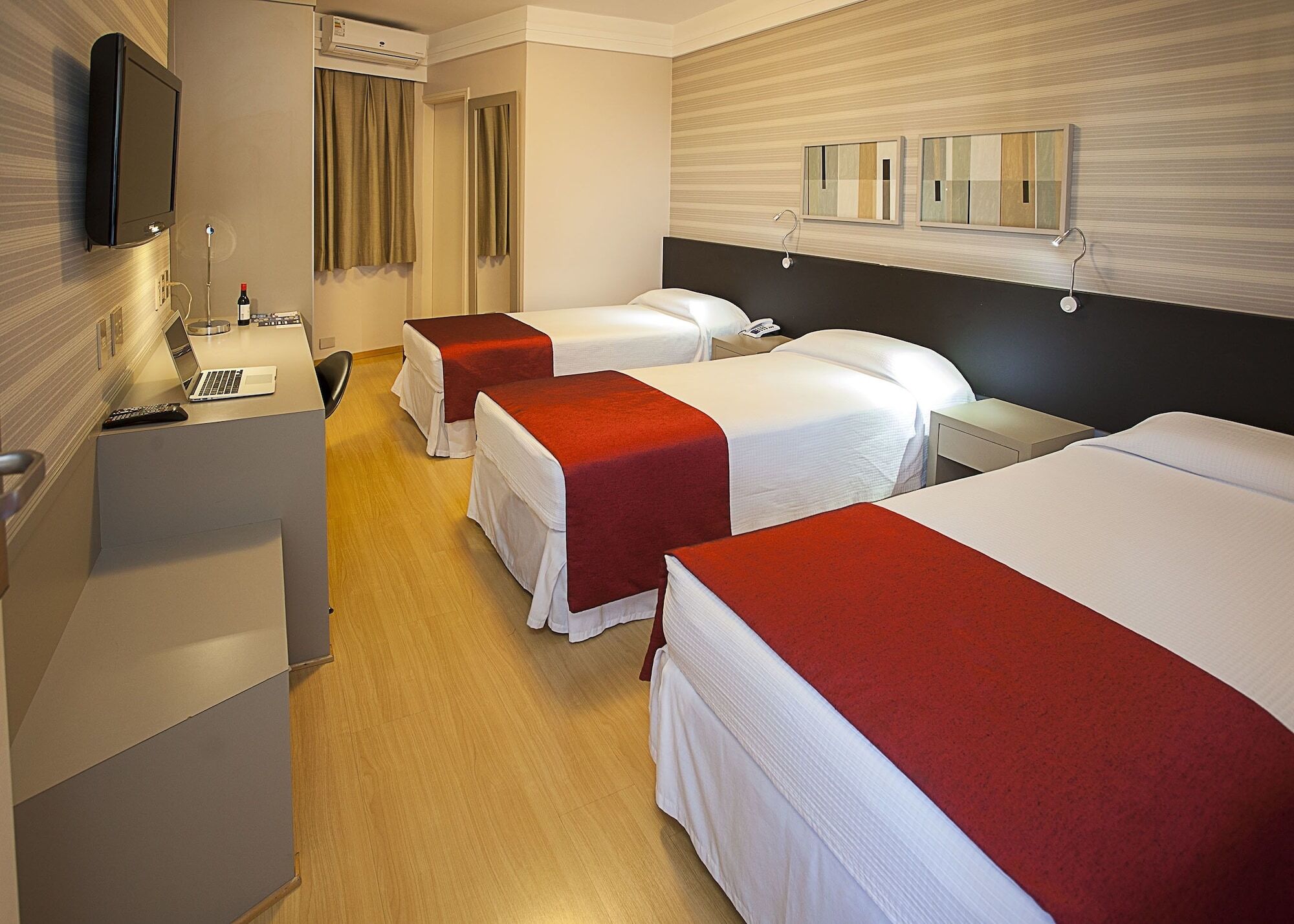 Max Plaza Hotel Marília Kültér fotó